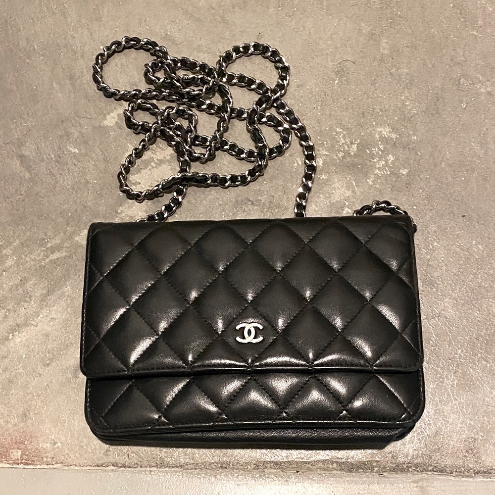 ❌SOLD❌ CHANEL Lambskin Wallet On Chain (WOC)